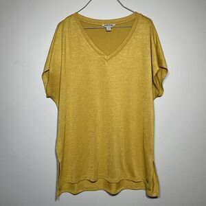 ORVIS Woman's Short Sleeve V-Neck Top w/Side Slit Size Med Golden Yellow